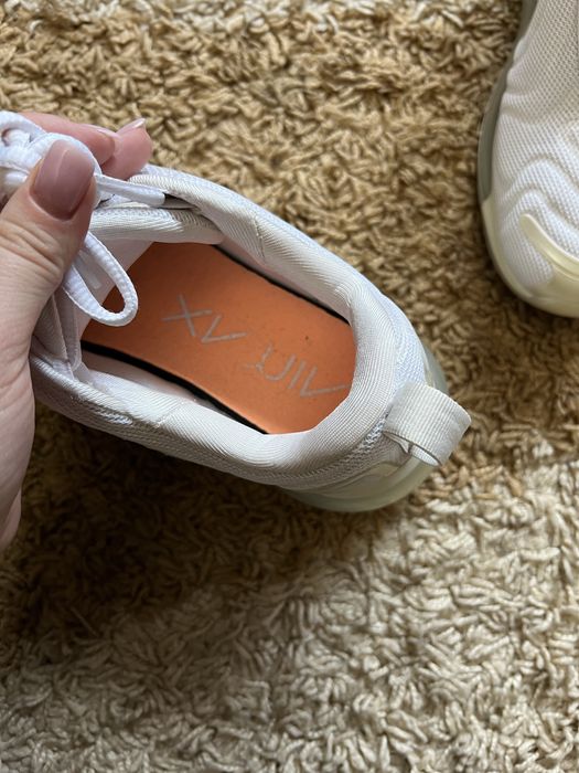 Кросівки жіночі Nike
