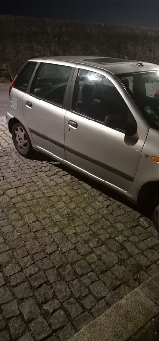 Fiat Punto em bom estado