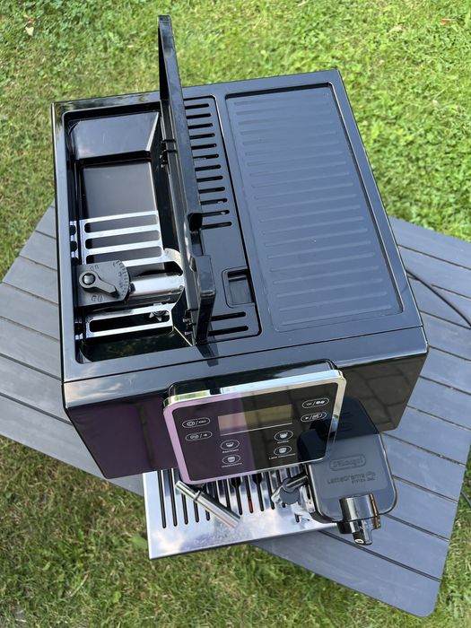 Кавоварка Delonghi Perfecta EVO 2021 року гарантія, та післягарантійна підтримка