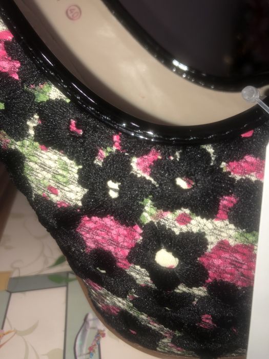 Sapatos de salto alto