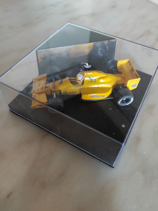 Miniatura coleção