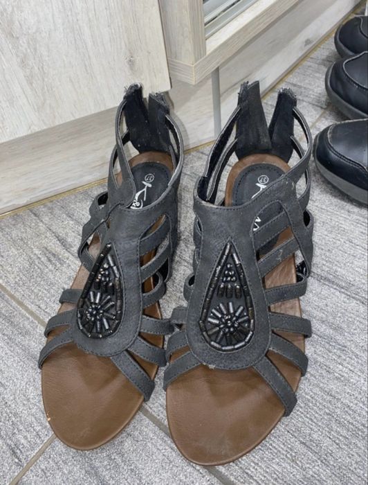 Sandały na koturnie K&M