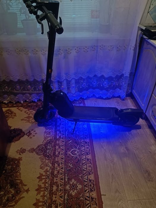 Самокат ninebot max g2