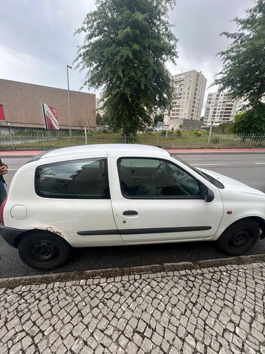 Renault Clio 1.9D Comercial 1999
