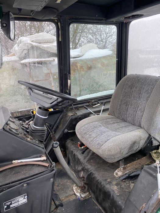 Трактор мтз 80.