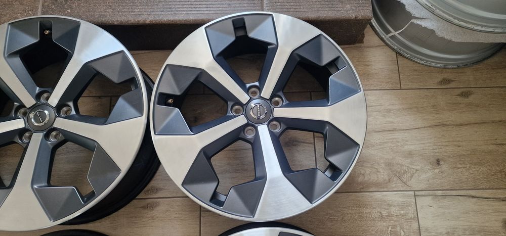felgi volvo xc40 32327146 7.5j et50.5 19" 5x108 , XC60 XC90 FORD itp.