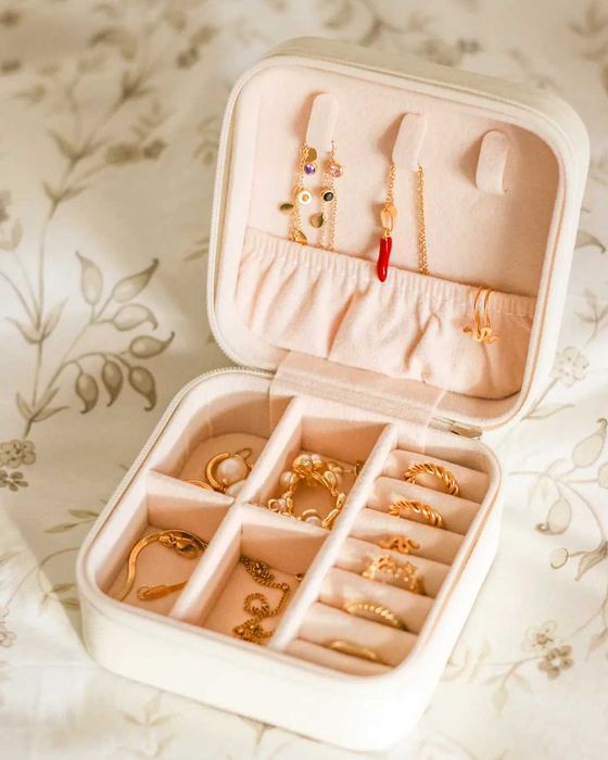 Caixa de Jóias / Guarda Jóias Nova / Porta Jóias