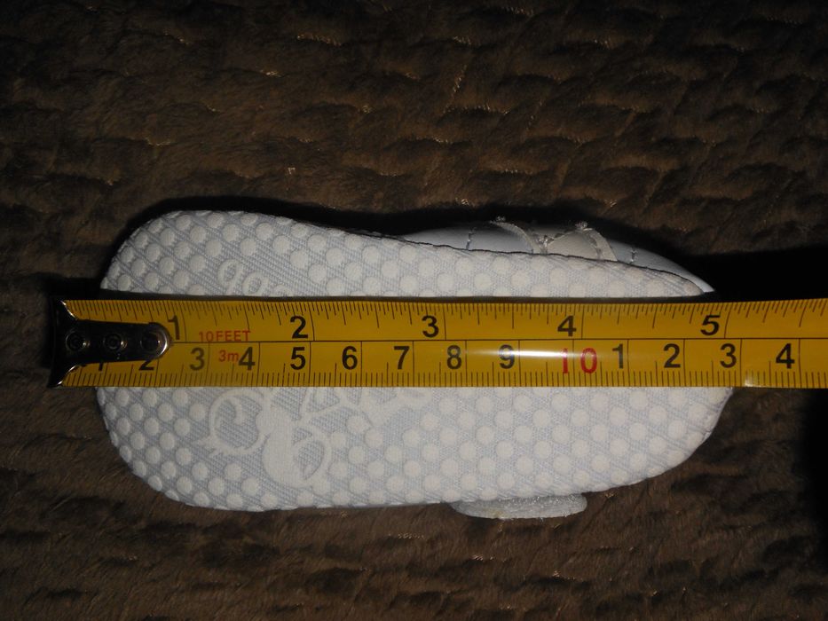 nowe buty niechodki 13 cm