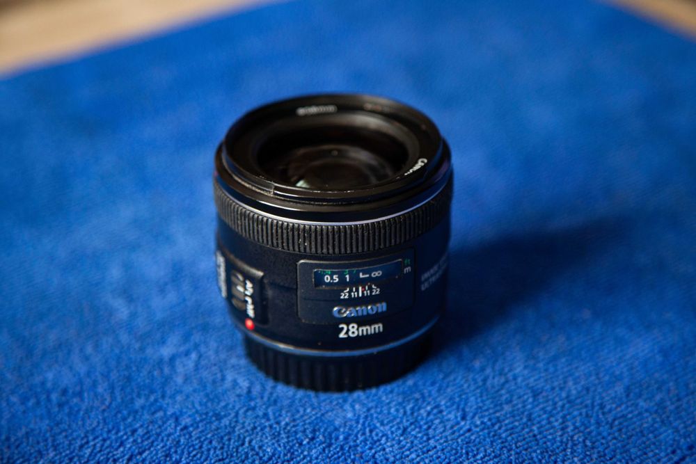 Объектив Canon EF 28mm f/2.8 IS USM
