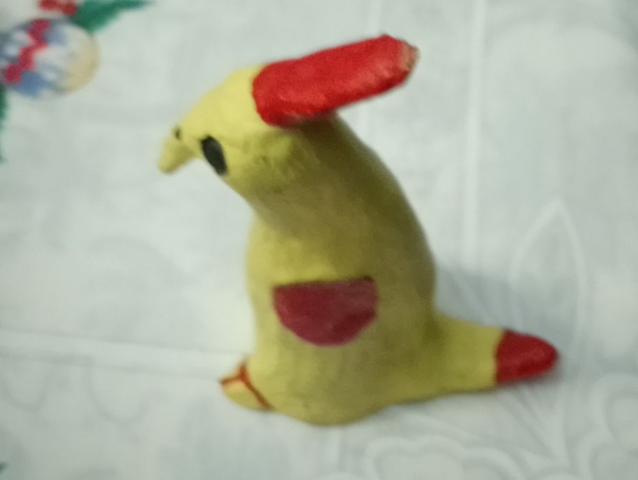 Esculturas da artista de relíquias Liberdade Sobral