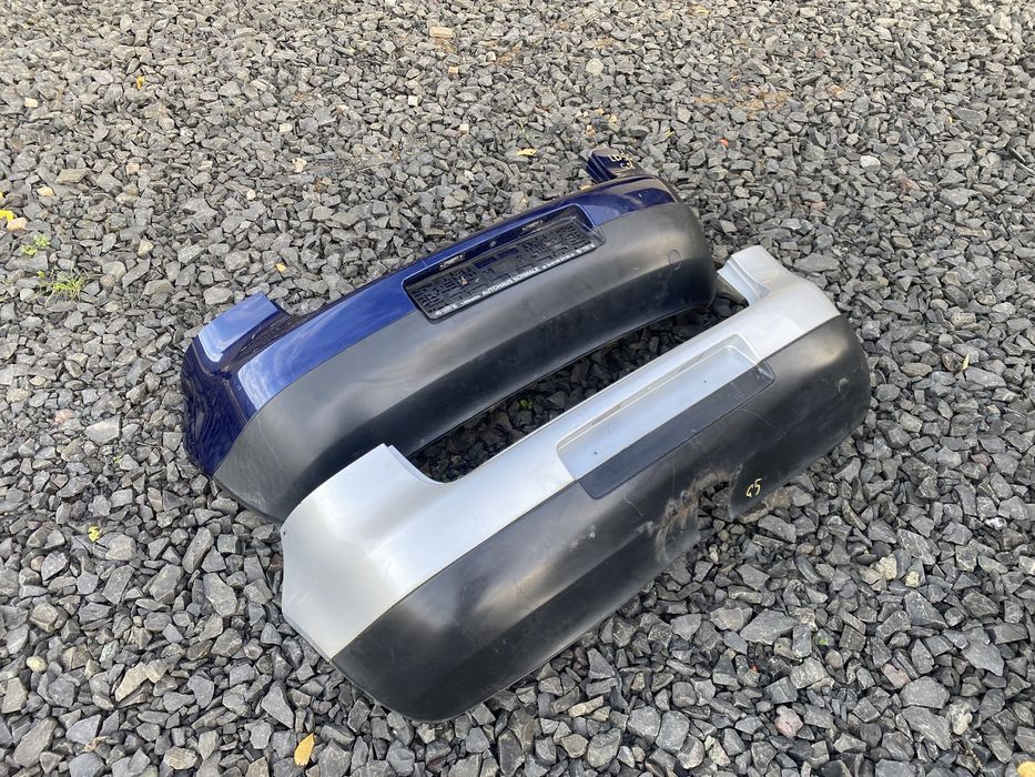 Задній бампер Фольксваген Гольф Golf 5 Хетчбек