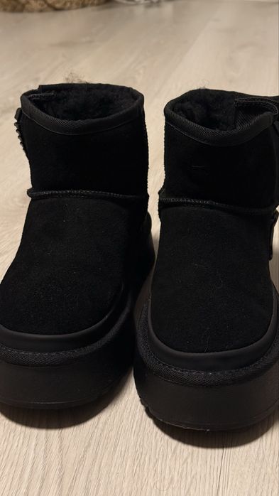 Стильні уги на платформі натуральна замша