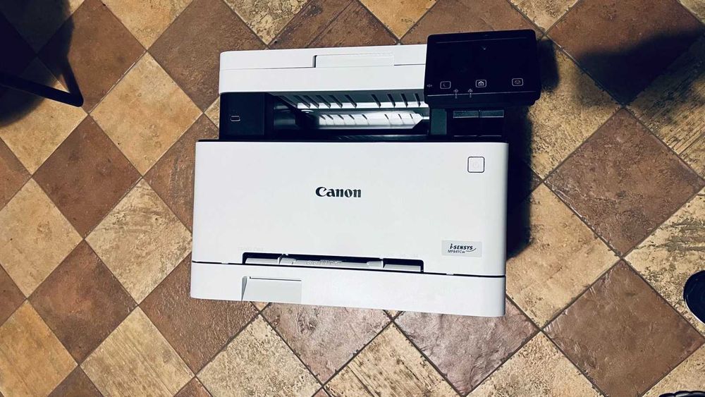 МФУ Canon i-SENSYS MF641Cw
