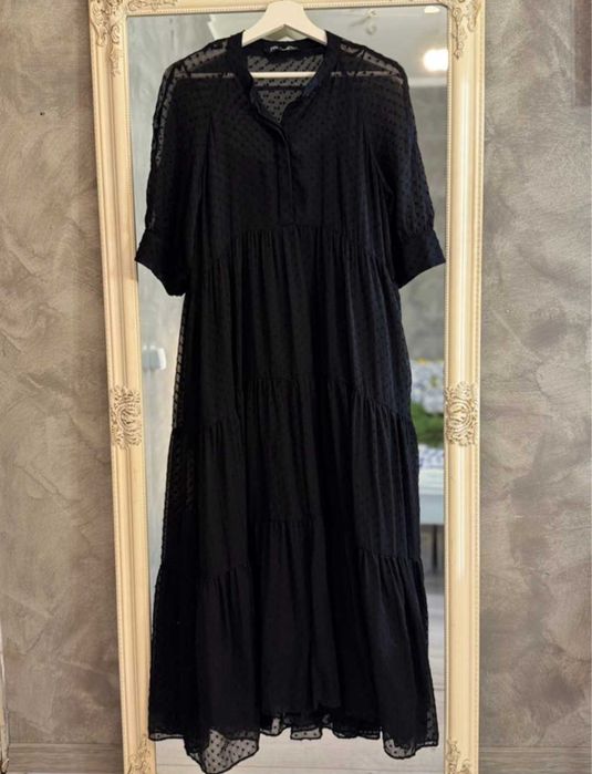 Zara czarna dluga sukienka z tkaniny plumeti M