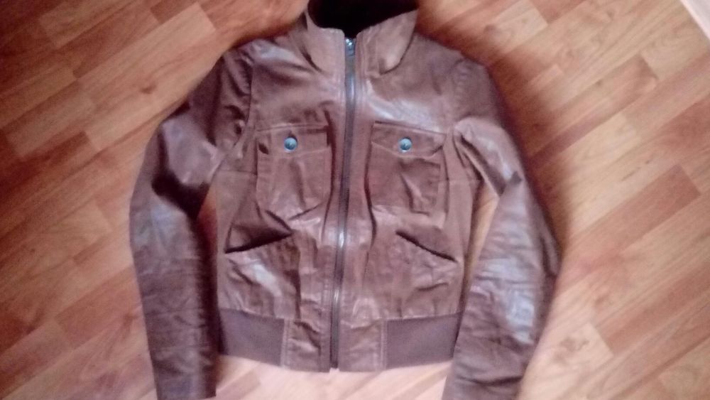 Skórzana kurtka M 25