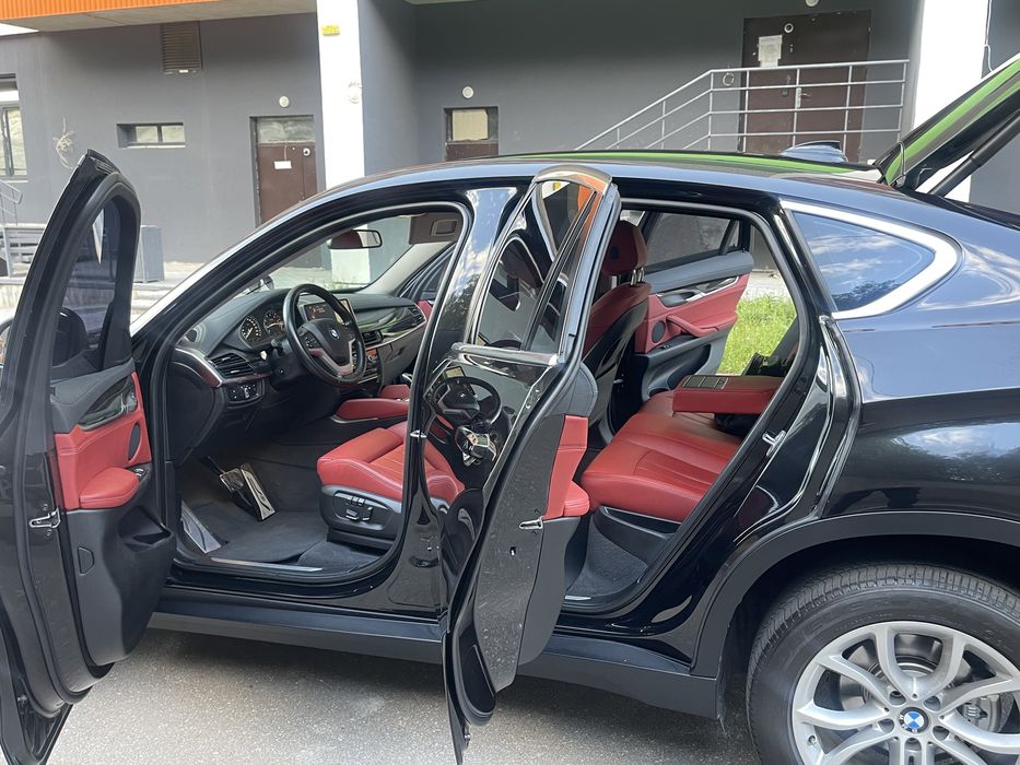 Продам Официальный автомобиль BMW X 6 X-Drive. 2117 гв