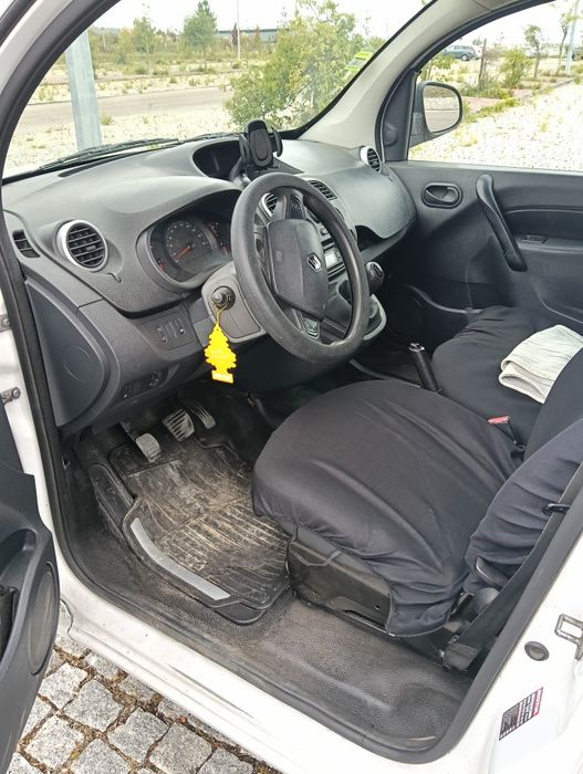 Kangoo em ótimo estado de tudo