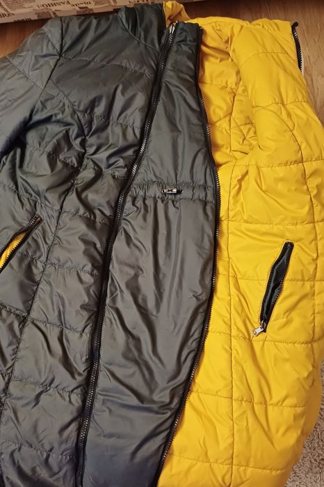 Плащ зі вставкою для вагітних