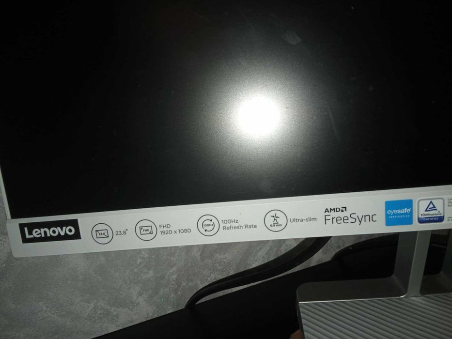 Monitor gamingowy Lenovo