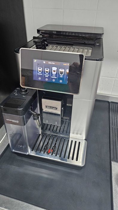 Maquina café automática Delonghi primadonna soul
