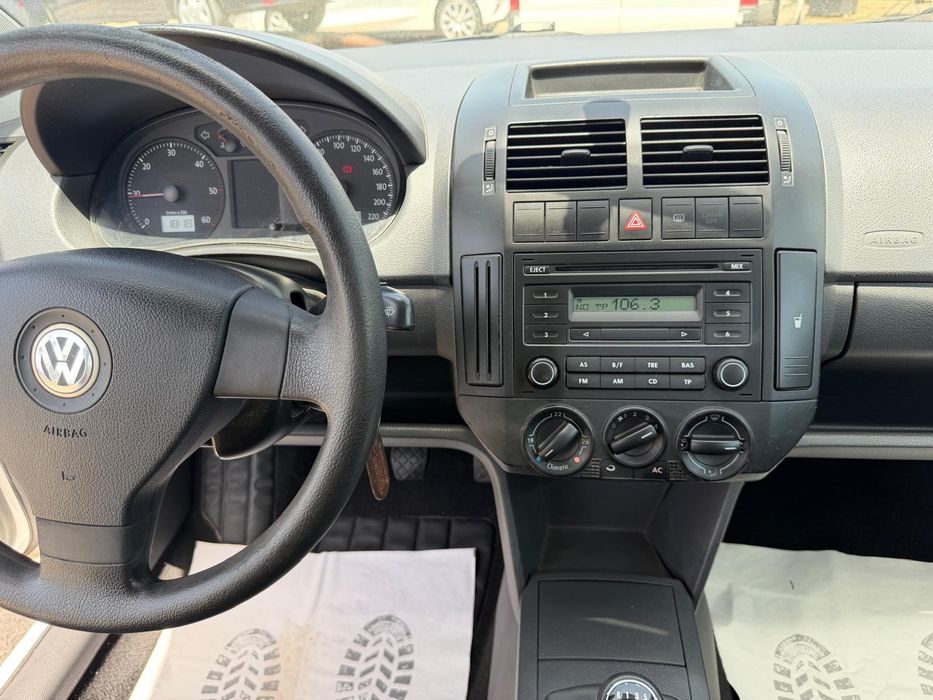 POlO Volkswagen 1.4 this 2006