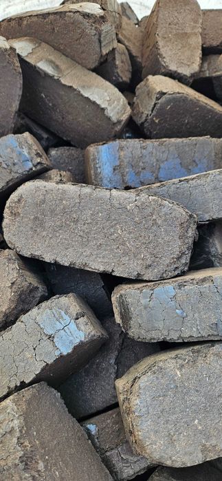 Brykiet torfowy opałowo lepszy od węgiel drewno