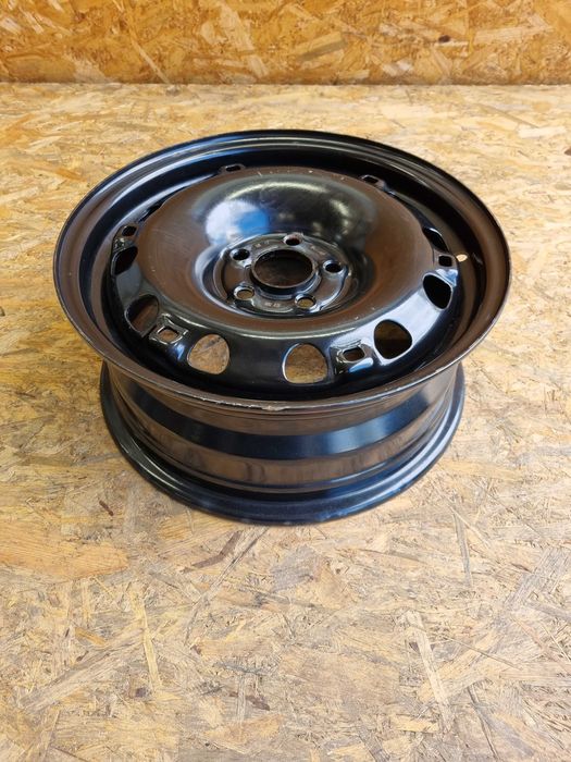 FELGA STALOWA 5x100 R15" 6x15 ET38 VW Golf Bora Polo F669