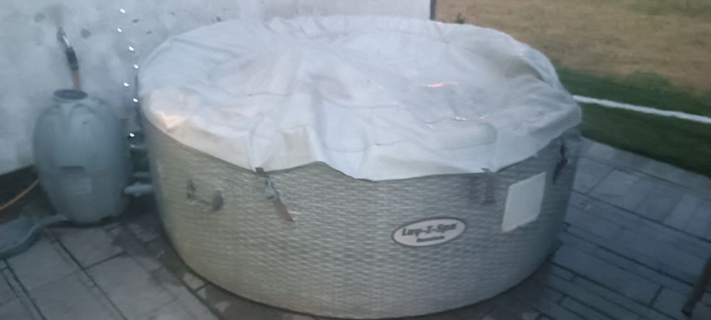 Jacuzzi pompowane