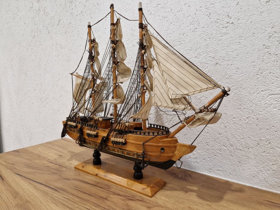 Statek HMS VICTORY / Drewniany model z USA / 20-letni / Polecam!