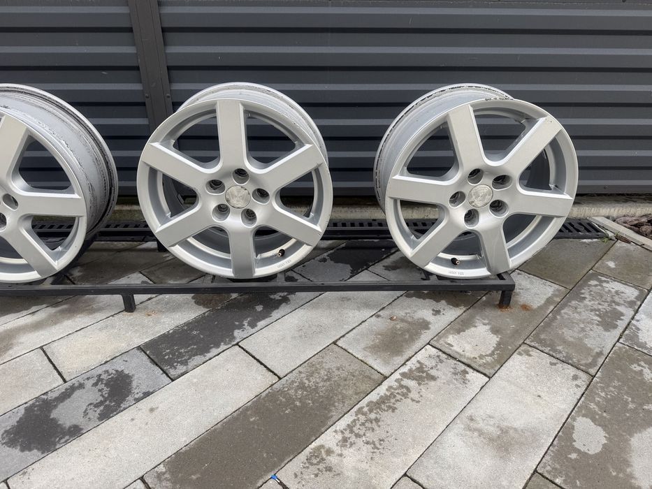 Диски 16R 5x114.3 ET50 7J DIA67.1 Mazda Kia Hyundai Renault