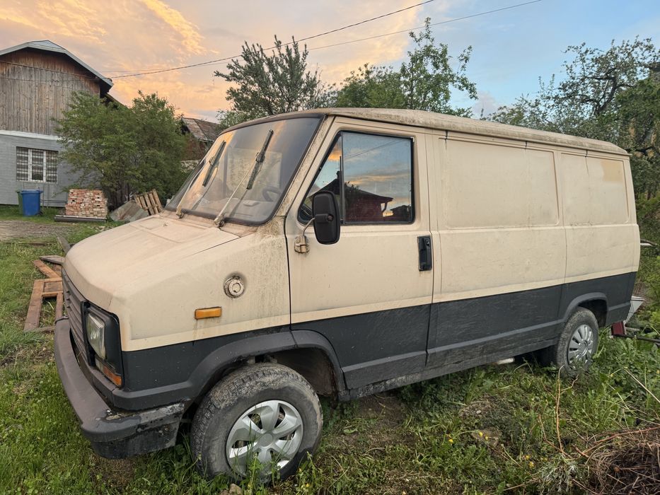 Продам бус на ходу !!!