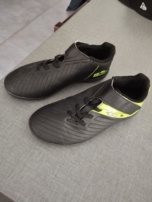 Buty piłkarskie Decathlon 33 korki