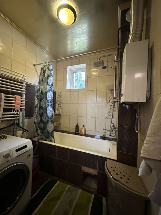 Продам будинок в м.Шептицький.