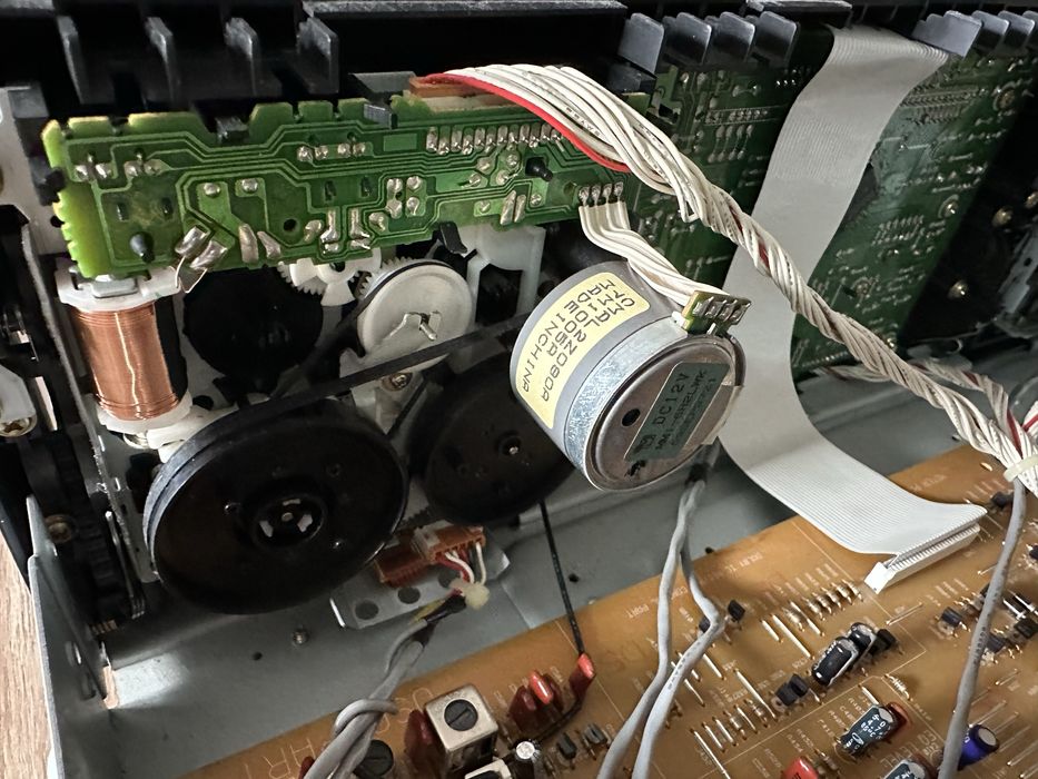 Magnetofon dwukasetowy Akai DX-W 1100.  Proszę przeczytać opis