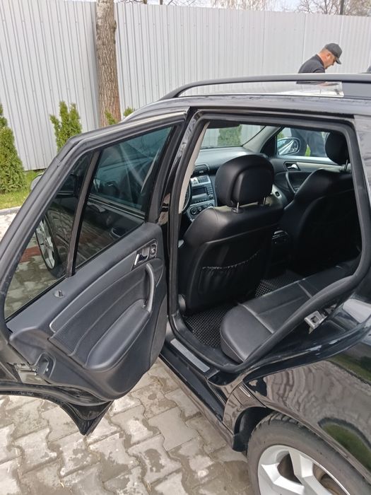 Продам MERCEDES   C-220