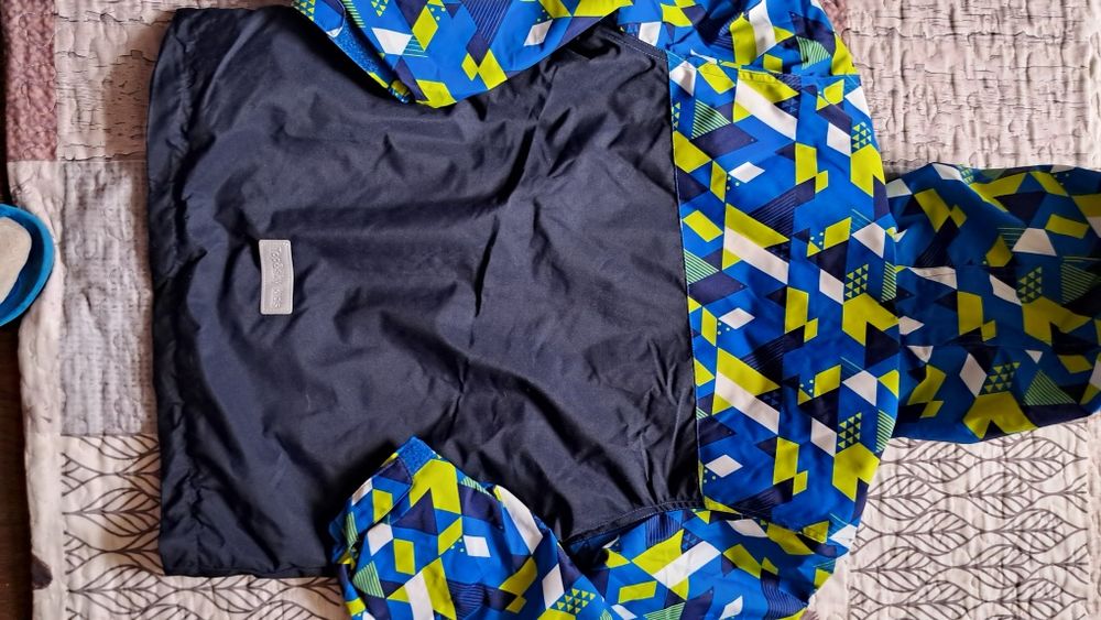 Куртка,  ветровка весна-осень р.140