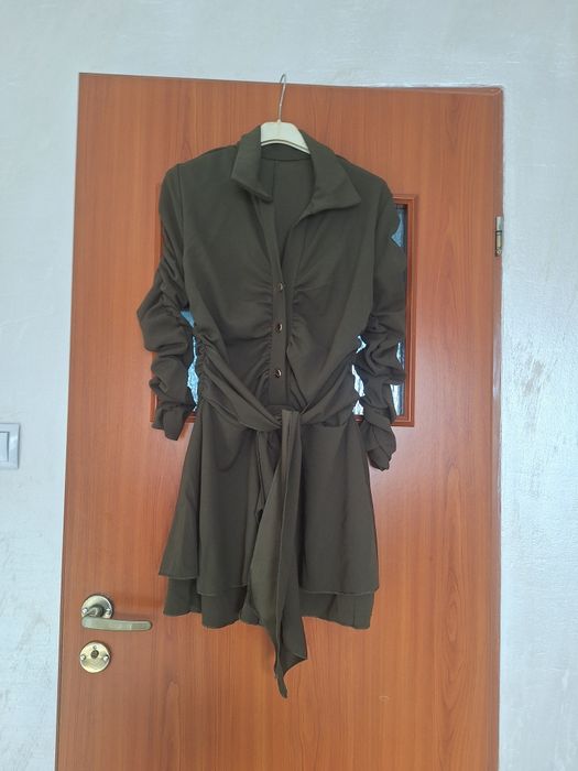 Sukienka ze spodenkami