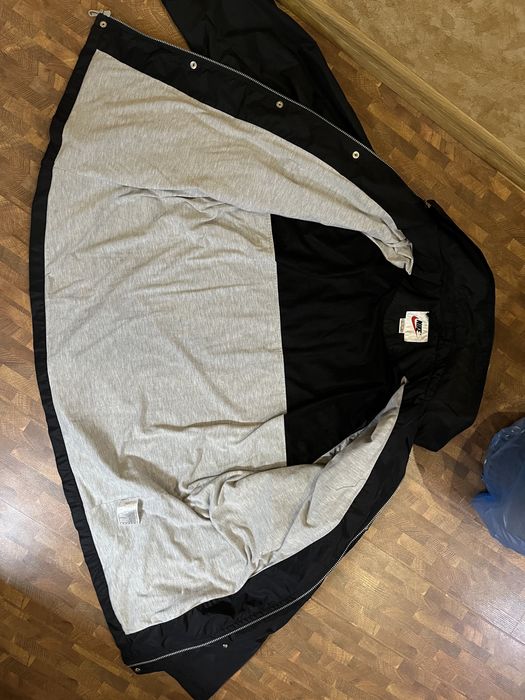 Плаши Nike XL чорный