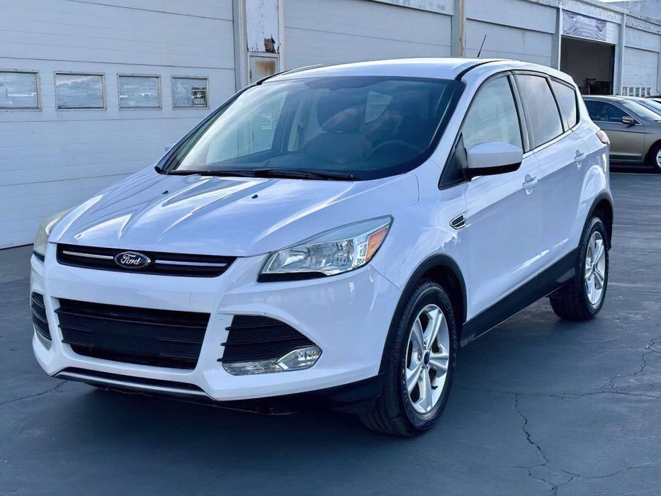 Ford Escape SE      2015