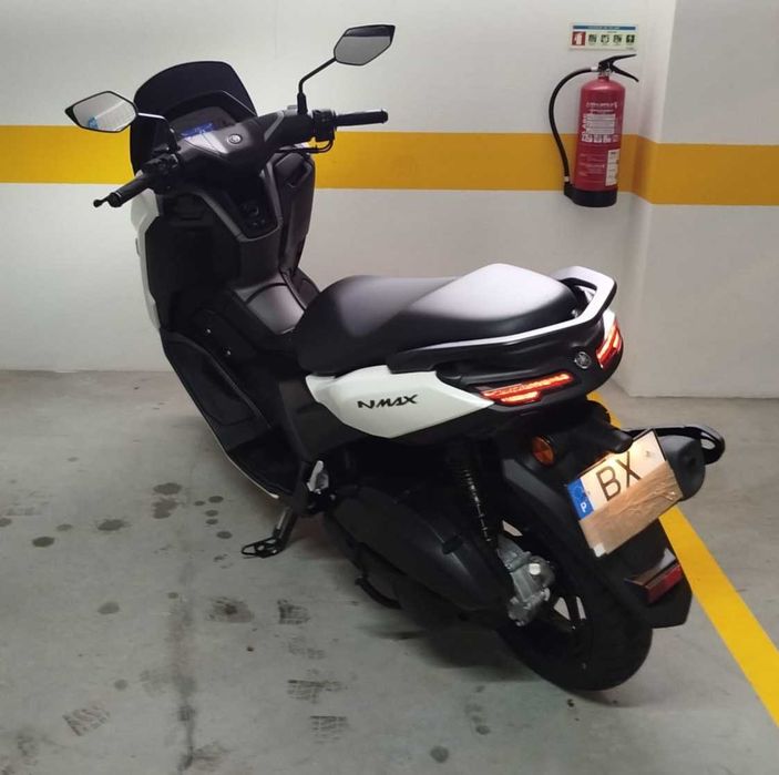 Yamaha Nmax 125 de 2025 só 900kms