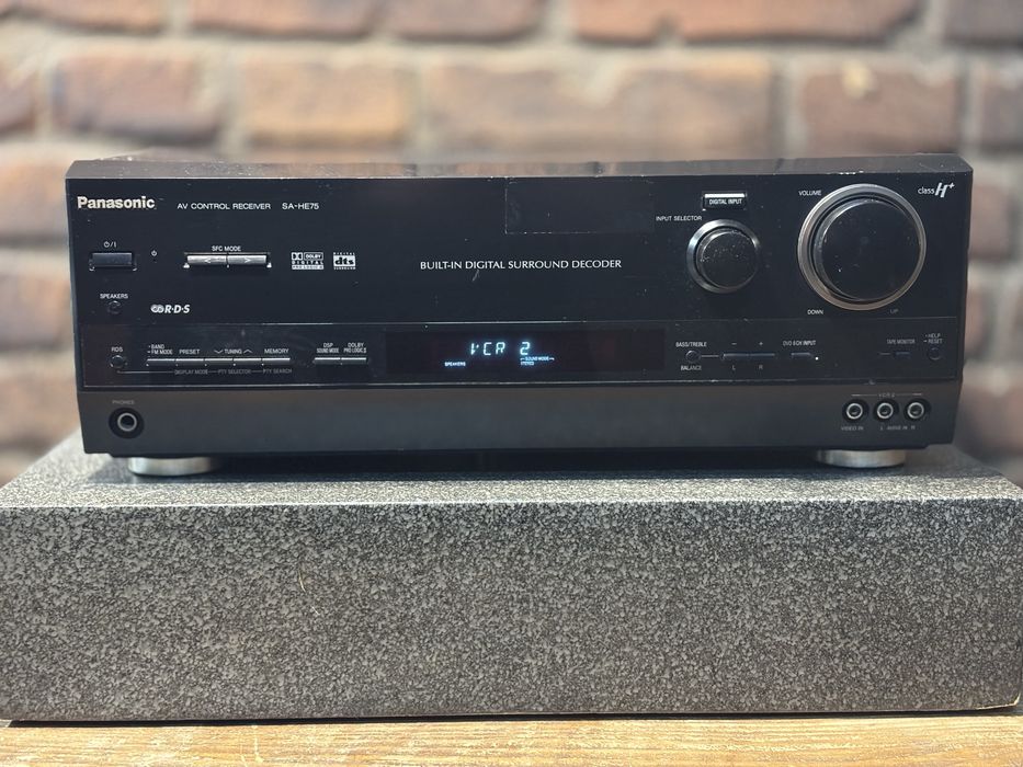 Amplituner Panasonic SA HE 75