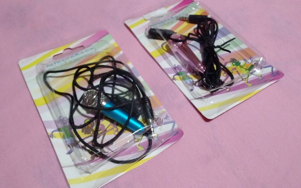 Mini microfone: Azul ou Rosa.