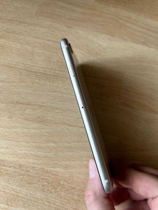 Smartfon IPHONE SE 2022