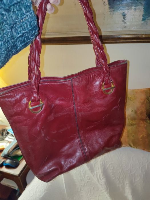 Mala de Senhora Encarnada