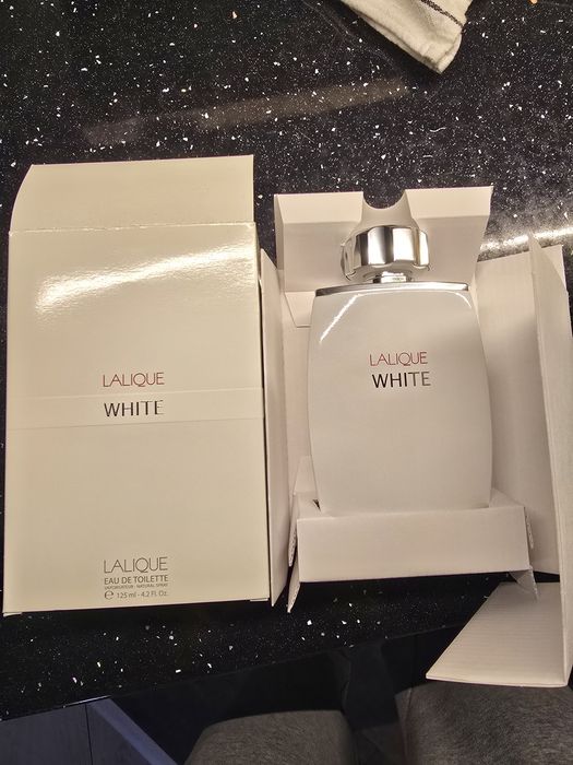 Woda toaletowa lalique white