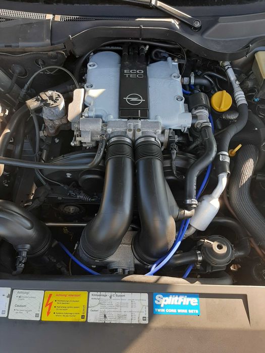 Opel Omega Caravan 2.5 V6 CD