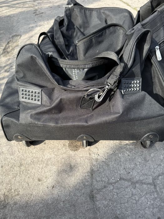 Сумка  на колесах