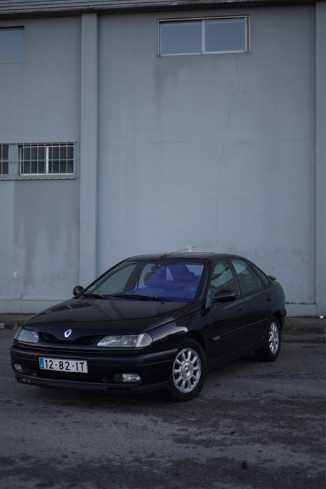 Renault Laguna 3.0 V6 Initiale