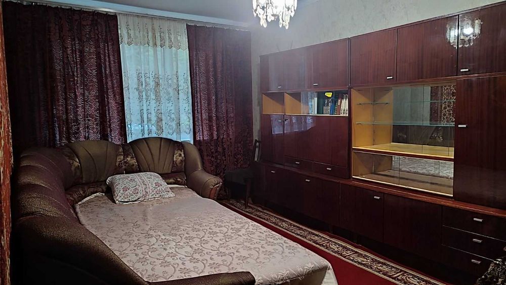 Оренда 2-х.кім.квартири по Корольова для 2-х хлопців на місяць-два