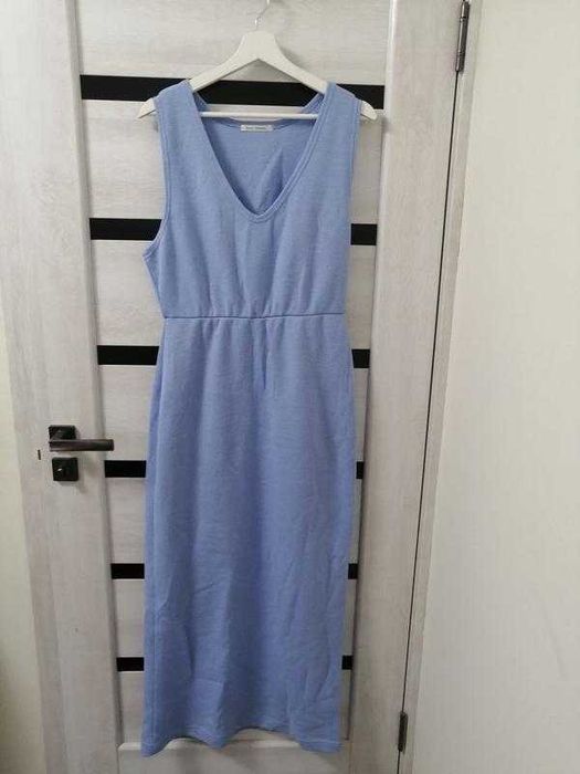 Нова сукня в підлогу, з блакитного теплого трикотажу, верх м, низ xl